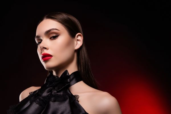 Contrast Makeup Theory: Η viral τάση για να πετύχετε το τέλειο μακιγιάζ | imommy.gr